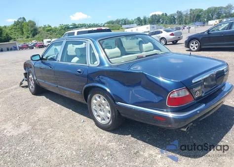 2000 Jaguar Xj8 from USA, damaged, VIN SAJDA14C6YLF15351